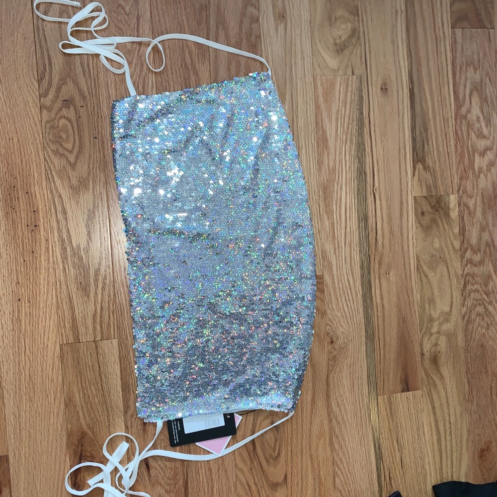 NWT Pretty Little Thing shirt